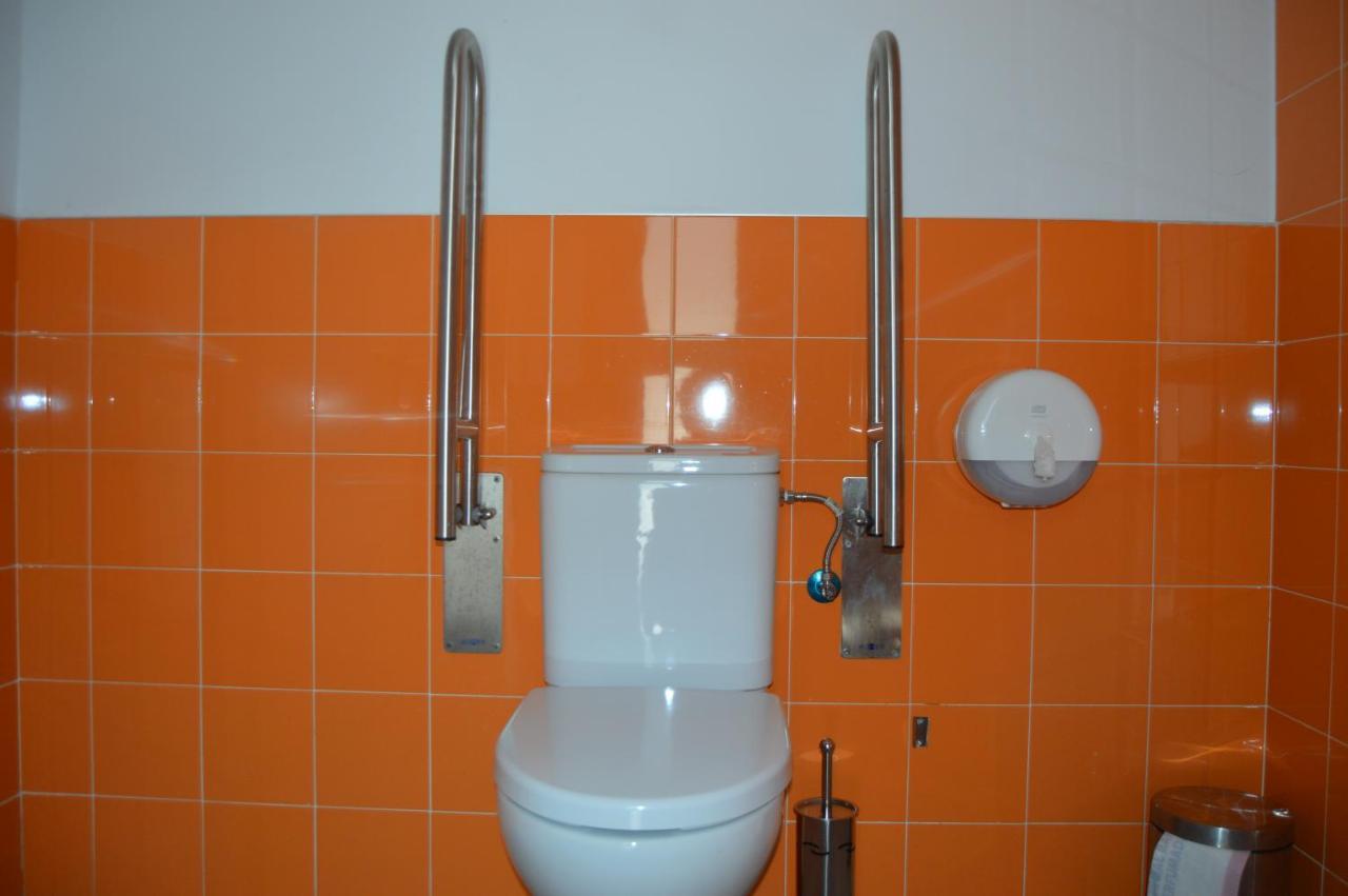 Hostel Divino Morales Arroyo de la Luz 외부 사진